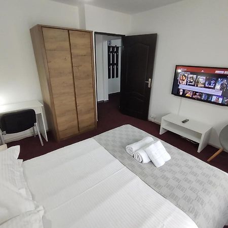 Creative Apartment Baia Mare Buitenkant foto