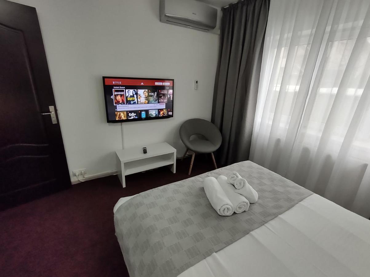 Creative Apartment Baia Mare Buitenkant foto