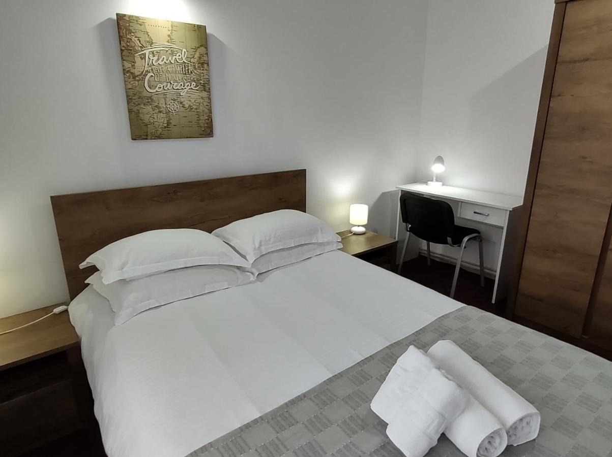 Creative Apartment Baia Mare Buitenkant foto