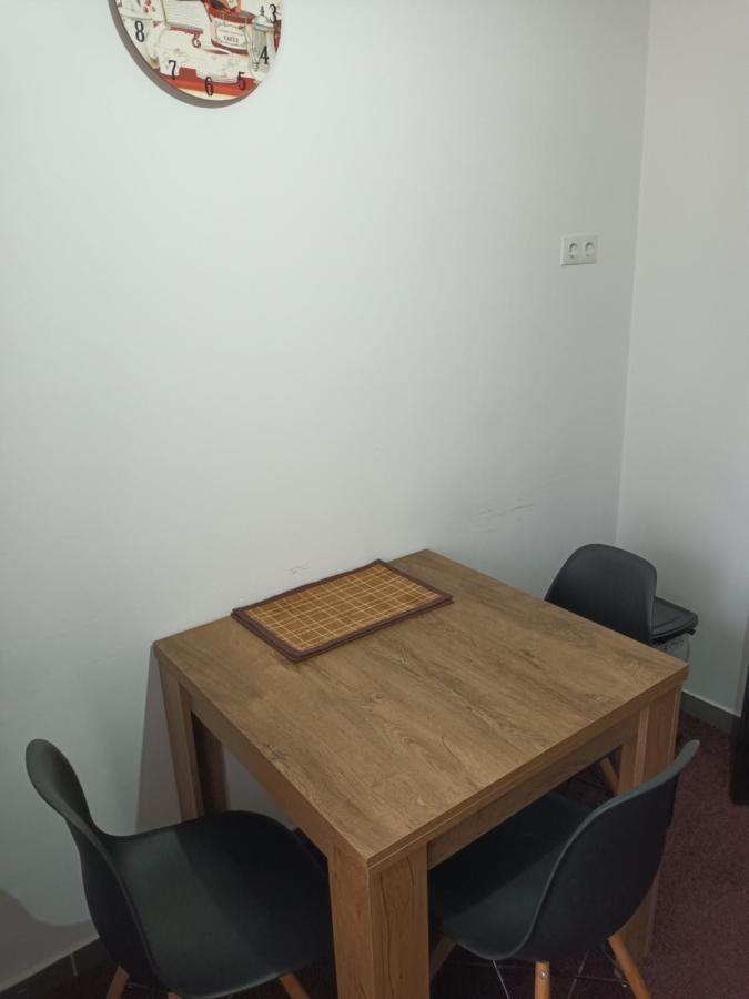 Creative Apartment Baia Mare Buitenkant foto